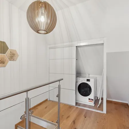 Apartment Charmante Dachgeschosswohnung *