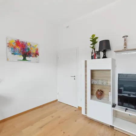 Charmante Dachgeschosswohnung Weichering